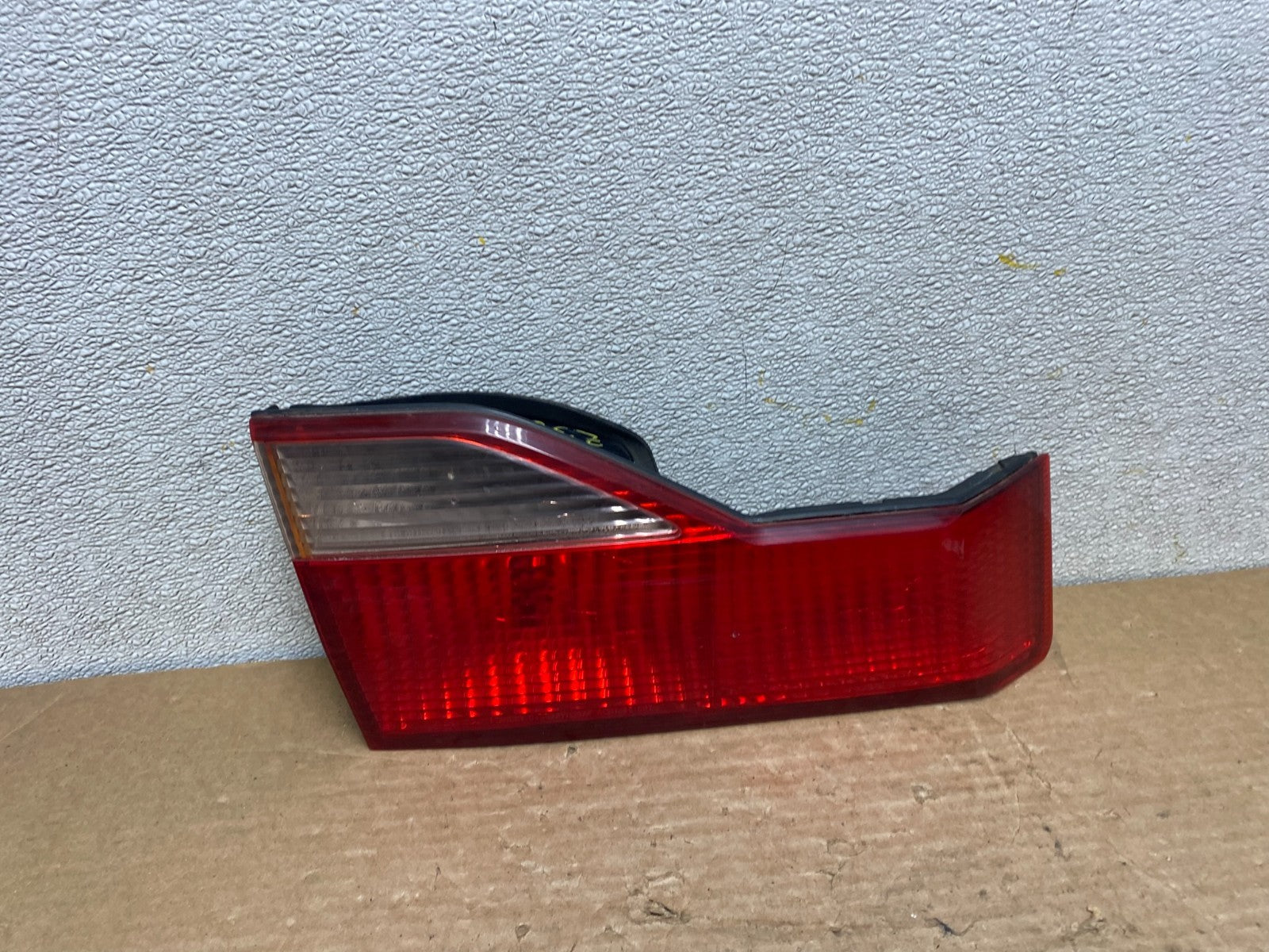 1998 to 2000 Honda Accord Left Driver LH Side Inner Tail Light OEM Z3066 DW0