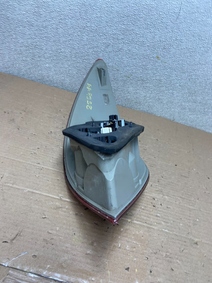 2006-2010 Mercedes W251 R-CLASS Right Passenger RH Side Tail Light AA9358 LK5