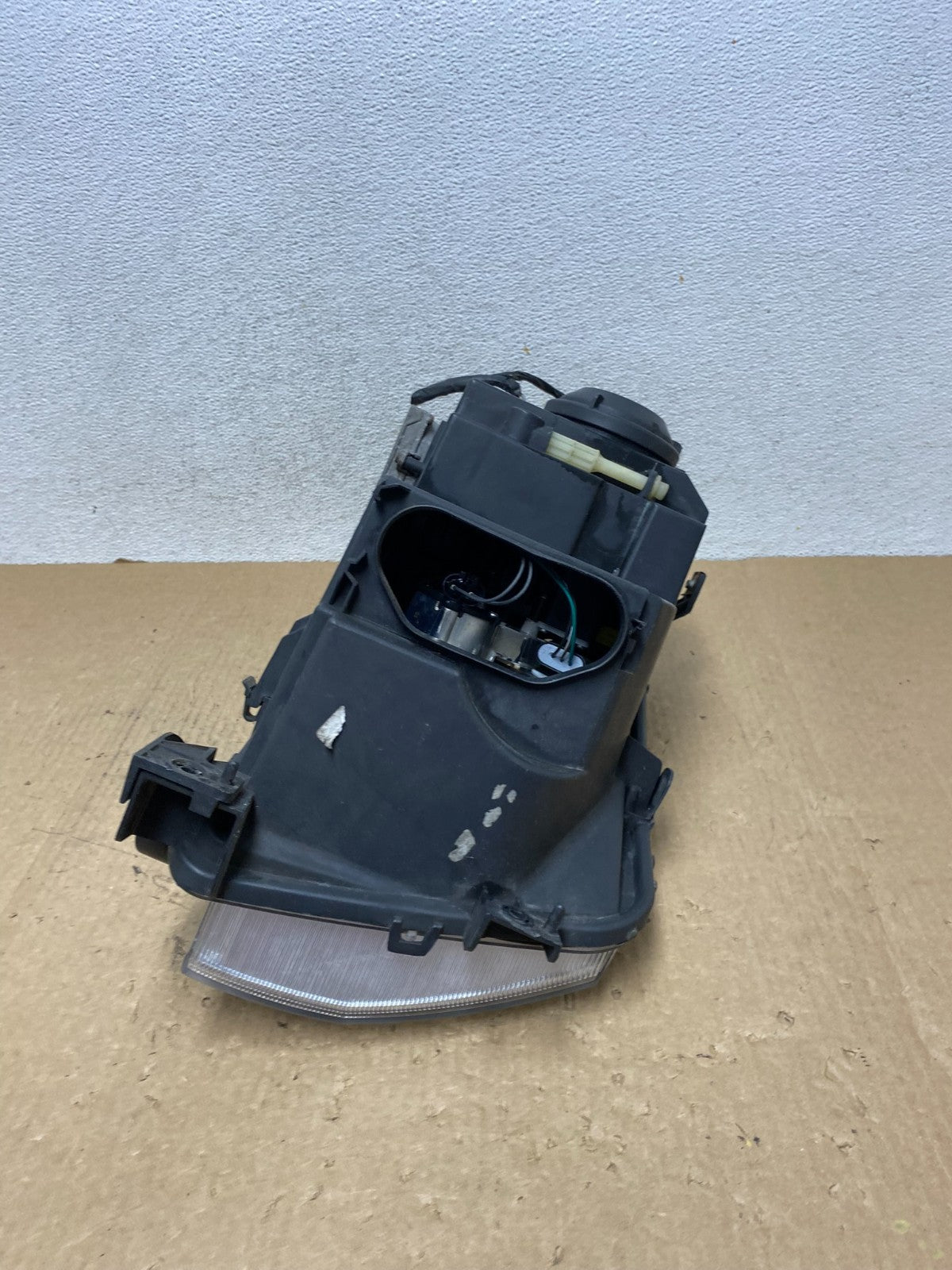 Xenon 2007 to 2010 Lincoln MKX Headlight Left Driver LH Side AF9874 DW6