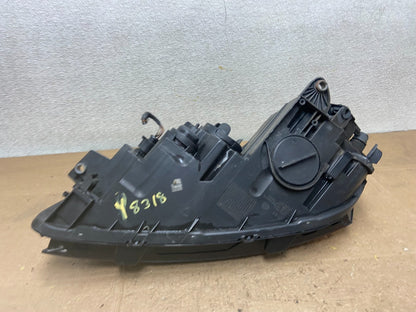 2012-2015 Volkswagen Passat Right Passenger RH  Halogen Headlight OEM Y8318 DW7