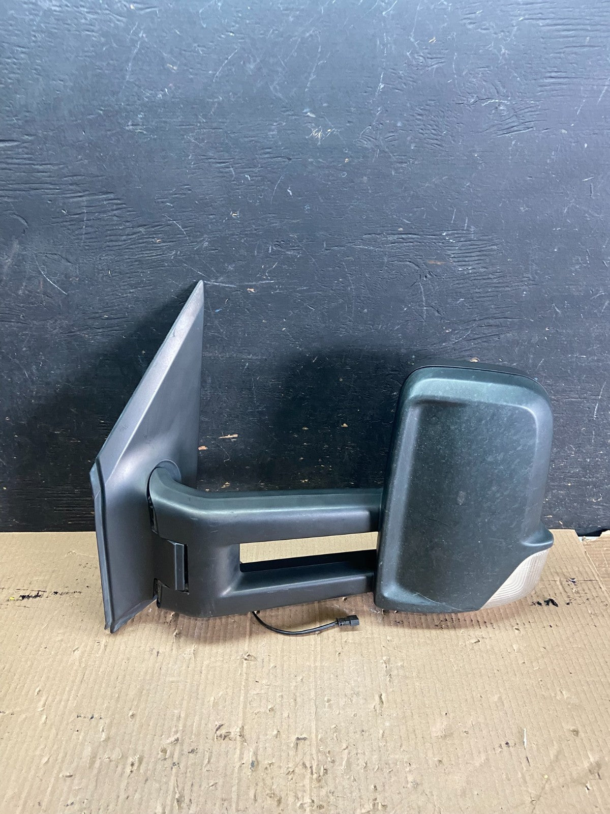 2007 to 2018 Mercedes-Benz Sprinter Left Driver Side View Door Mirror Q3172 DG0
