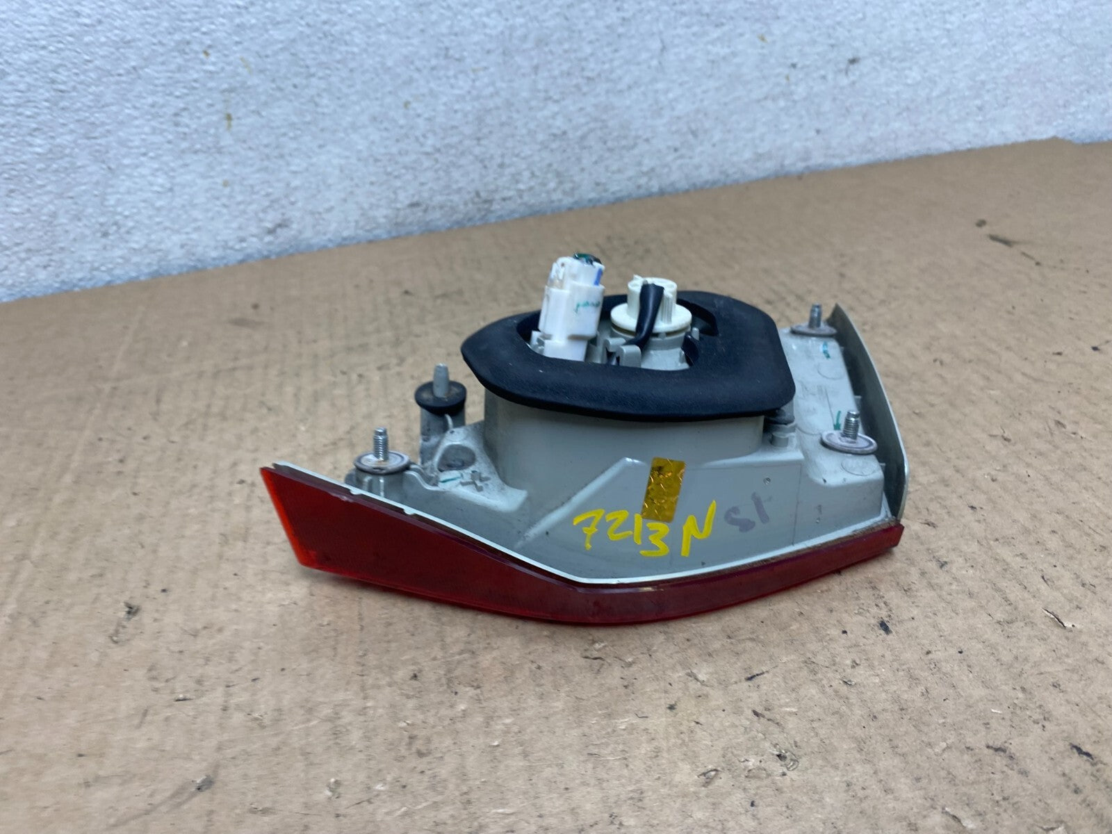 2011 2012 2013 2014 Hyundai Sonata Left Driver Inner Tail Light Oem L8352 DW6