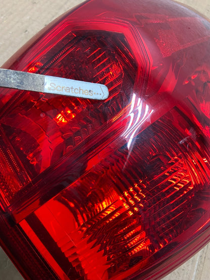 2017 - 2020 Nissan Pathfinder Right Passenger RH Tail light AI8313 DW3