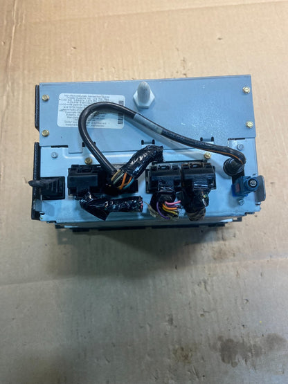 2011 2012 GMC Acadia Radio Display Screen AM/FM AUX OEM Y7600 DG6