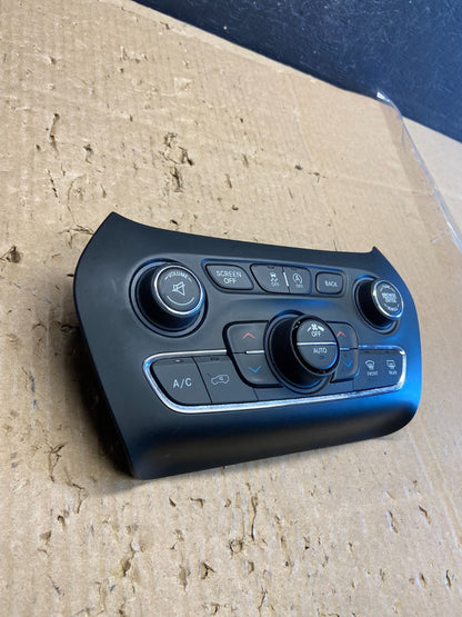 2014 to 2017 Jeep Cherokee Heater Climate Temperature Control AD6795 DG1