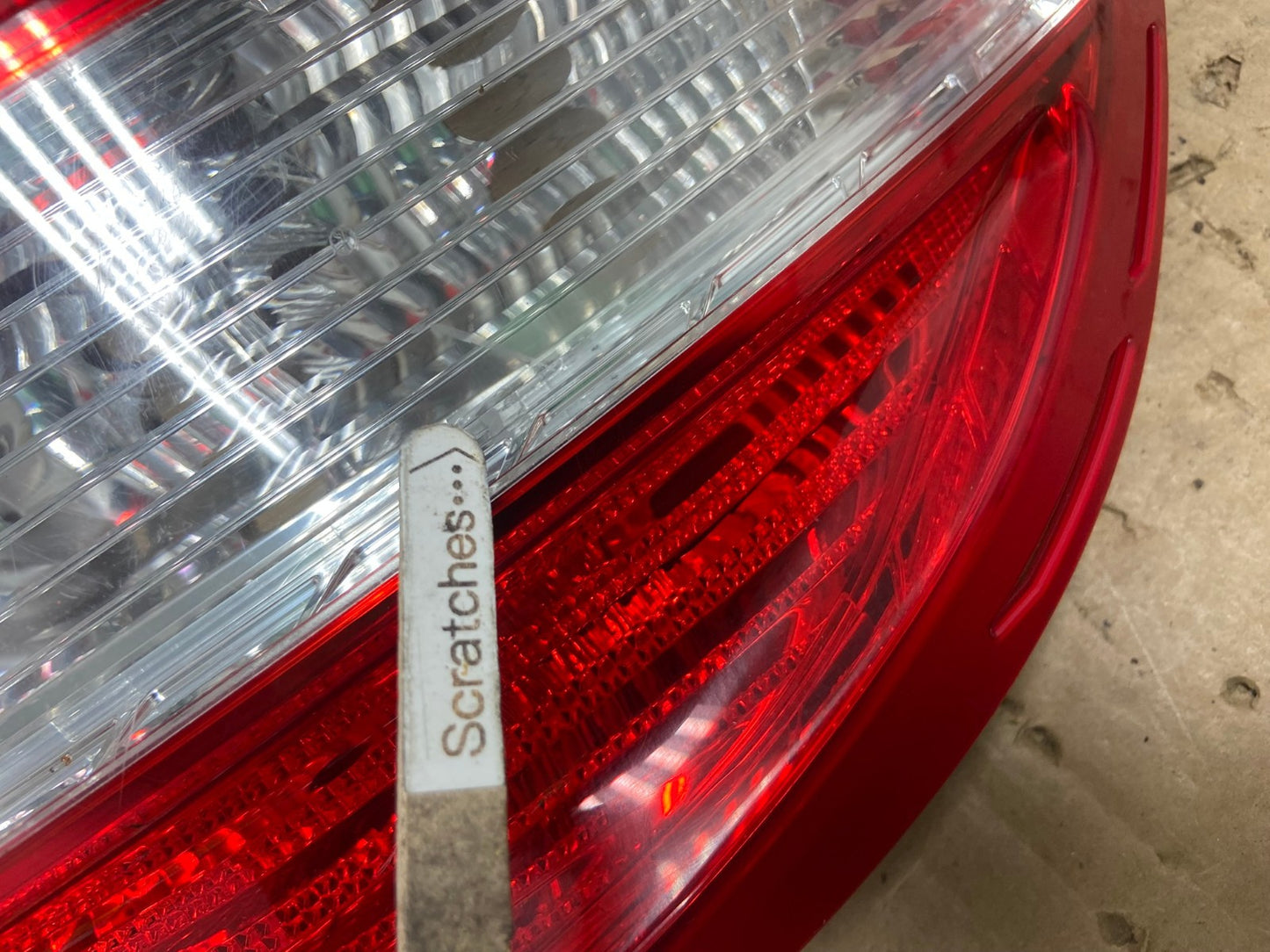 2008 - 2011 Mercedes C-Class Right Passenger RH LED Tail Light AG1290 LK3