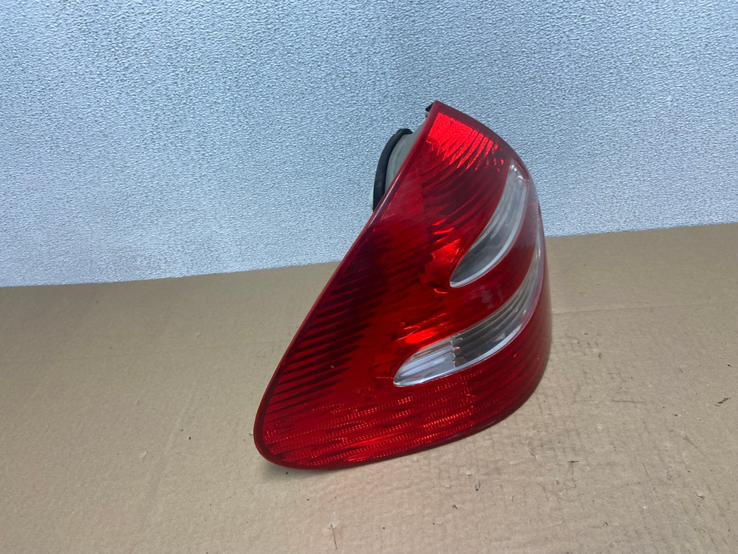 2003-2006 Mercedes E Class Sedan Left Driver LH Side Tail Light AB6145 LK2