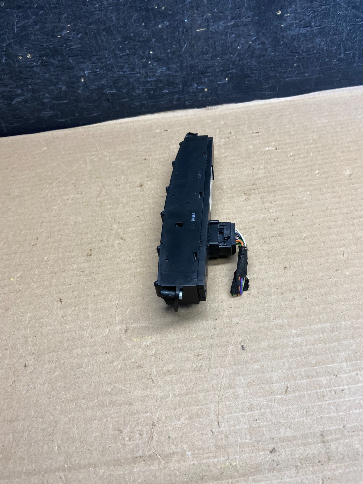 2001 - 2007 Dodge Caravan T&C Hazard Seat Heat Control Switch AH1469 DG2