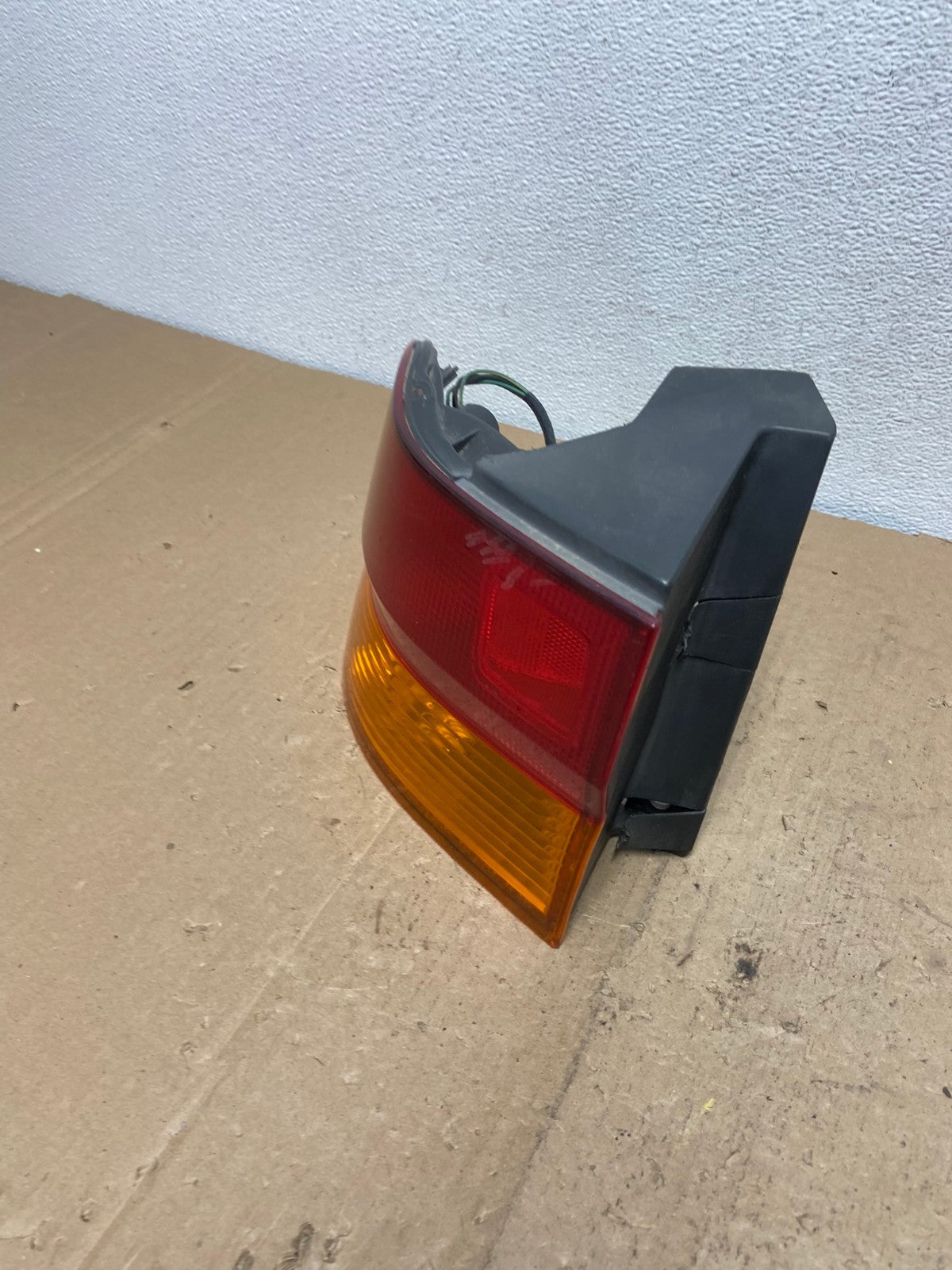 2002 2003 2004 Honda Odyssey Left Driver LH Side Tail Light AC5988 LK1