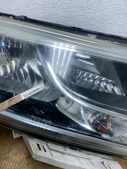 2013 to 2016 Nissan Pathfinder Right Passenger RH Side Headlight AE1367 DW3