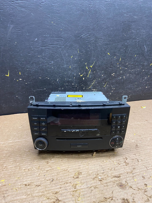 2005 2006 2007 Mercedes W203 C230 C240 Head Radio CD Player Stereo W6366 DG0