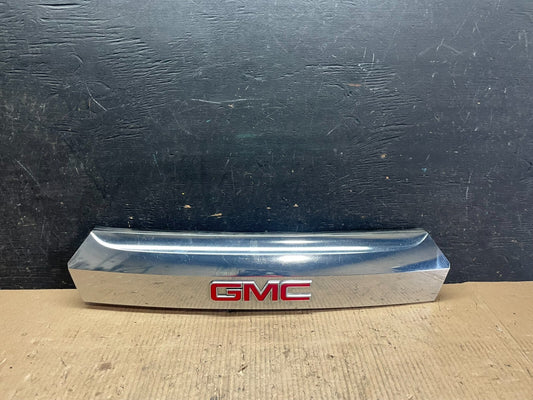2010-2015 Gmc Terrain Lift Gate Handle Trim Back Up Camera Chrome Panel M6120 DG0