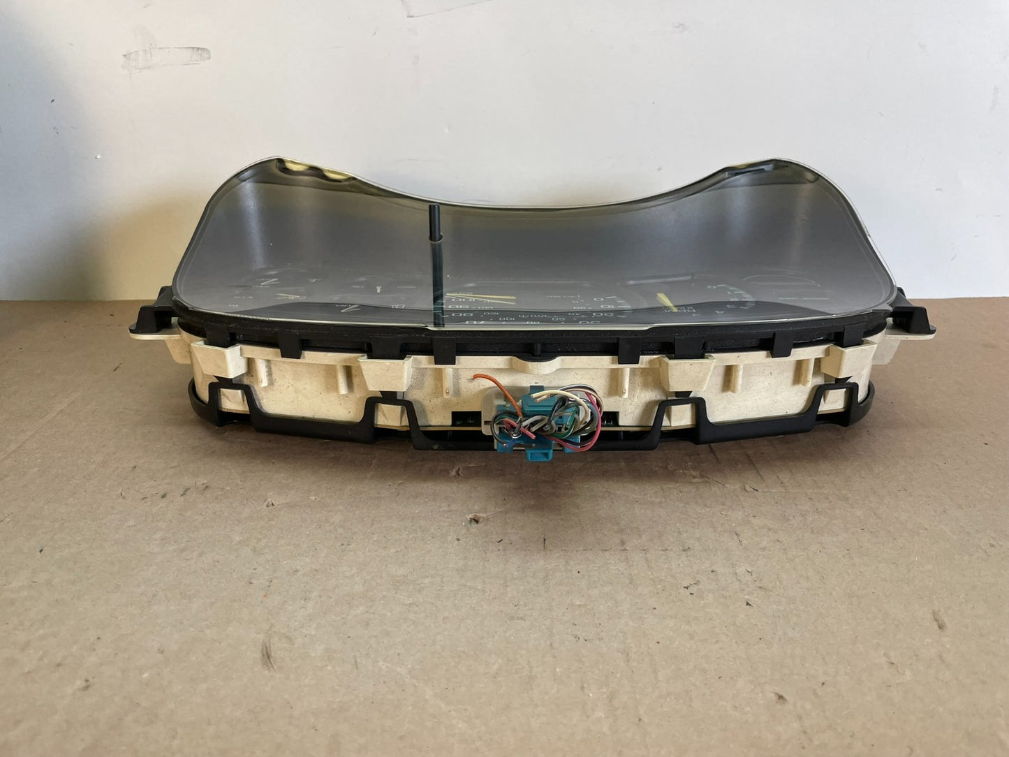 2000-2002 Silverado/Sierra/Yukon/Tahoe Speedometer Instrument Cluster AG2523 DG3