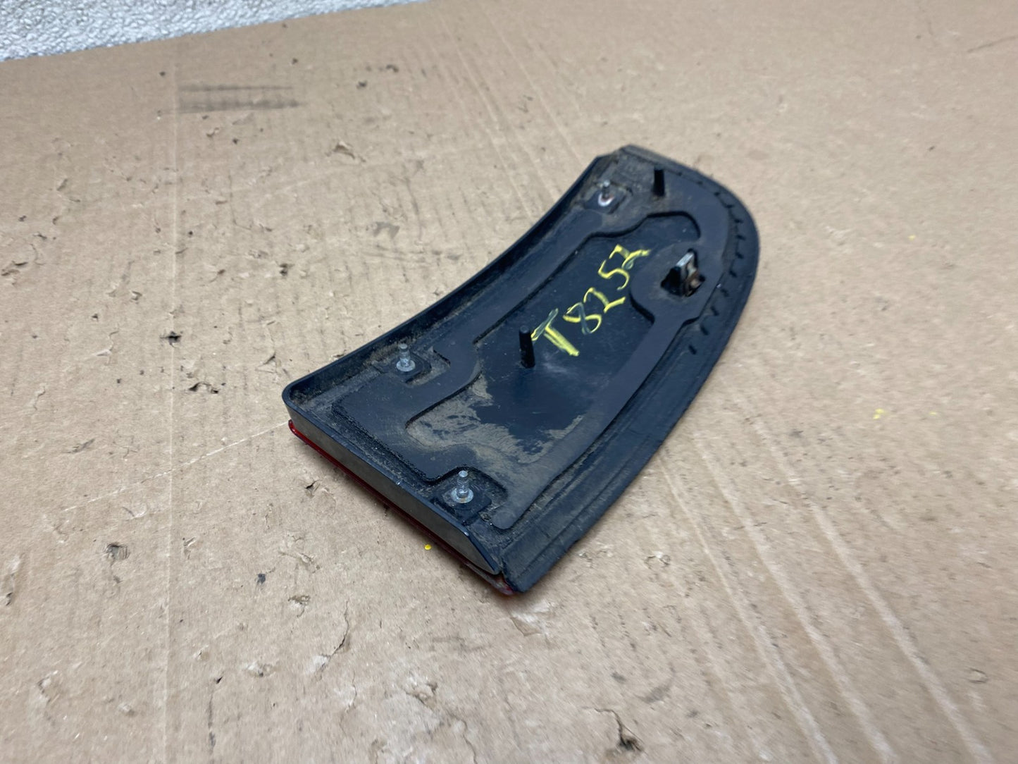 2003 2004 2005 2006 Lincoln Ls Right Passenger RH Inner Tail Light Oem T8252 DW5