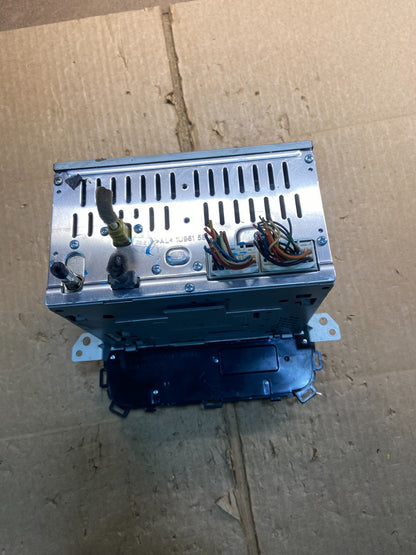 2014 - 2016 Kia Forte Am Fm Cd Player Radio Receiver Y7529 DG5