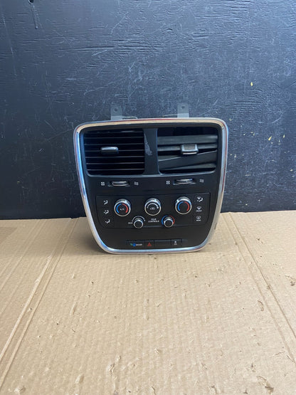 2011-2016 Dodge Grand Caravan Temperature Climate Control AC Heater AF6212 DG0