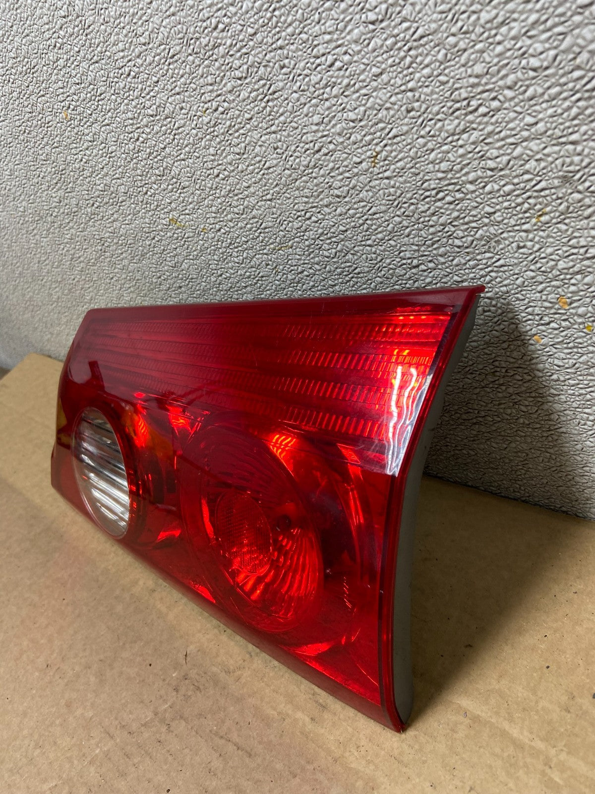 2006 - 2010 Toyota Sienna Right Passenger Side Rh Inner Tail Light Oem AB2602 DW2