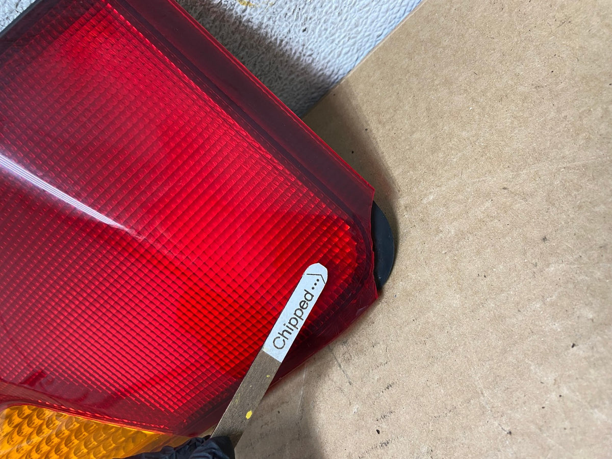 2002 2003 2004 Honda Odyssey Left Driver LH Side Tail Light Inner AH7908 LK4