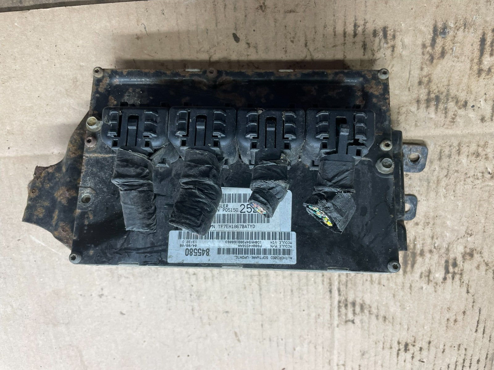 2008 2009 Caravan Town & Country 3.3L Engine Control P68044556AA ECM ac7041 DG0
