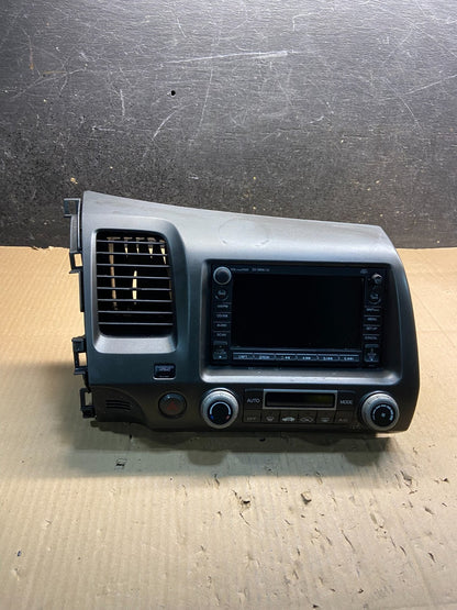 2006 - 2011 Honda Civic Radio AM/FM Climate Control Air Vent Bezel y3668 DG0