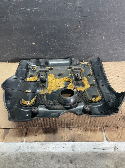 2006 to 2008 Kia Sedona V6 3.8L Engine Motor Cover M2590 PS4