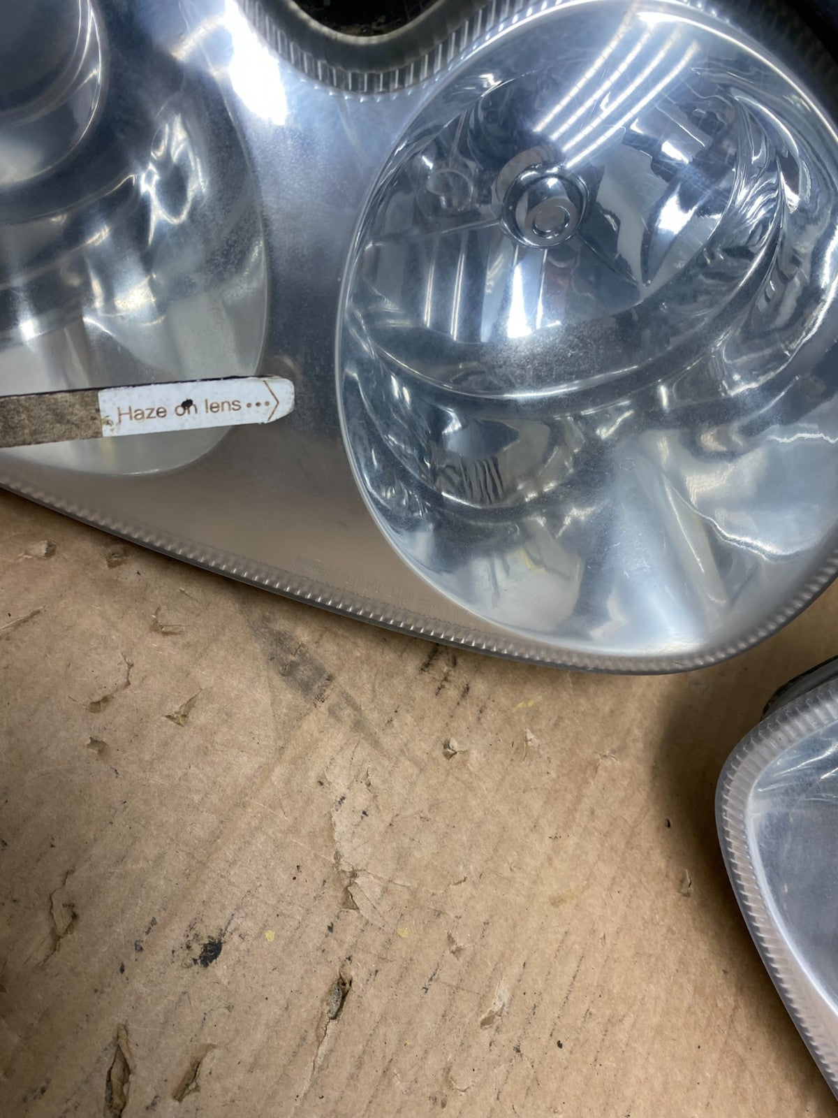 2002 to 2005 Hyundai Sonata Left+Right Side Headlights Halogen AI8832 DW5