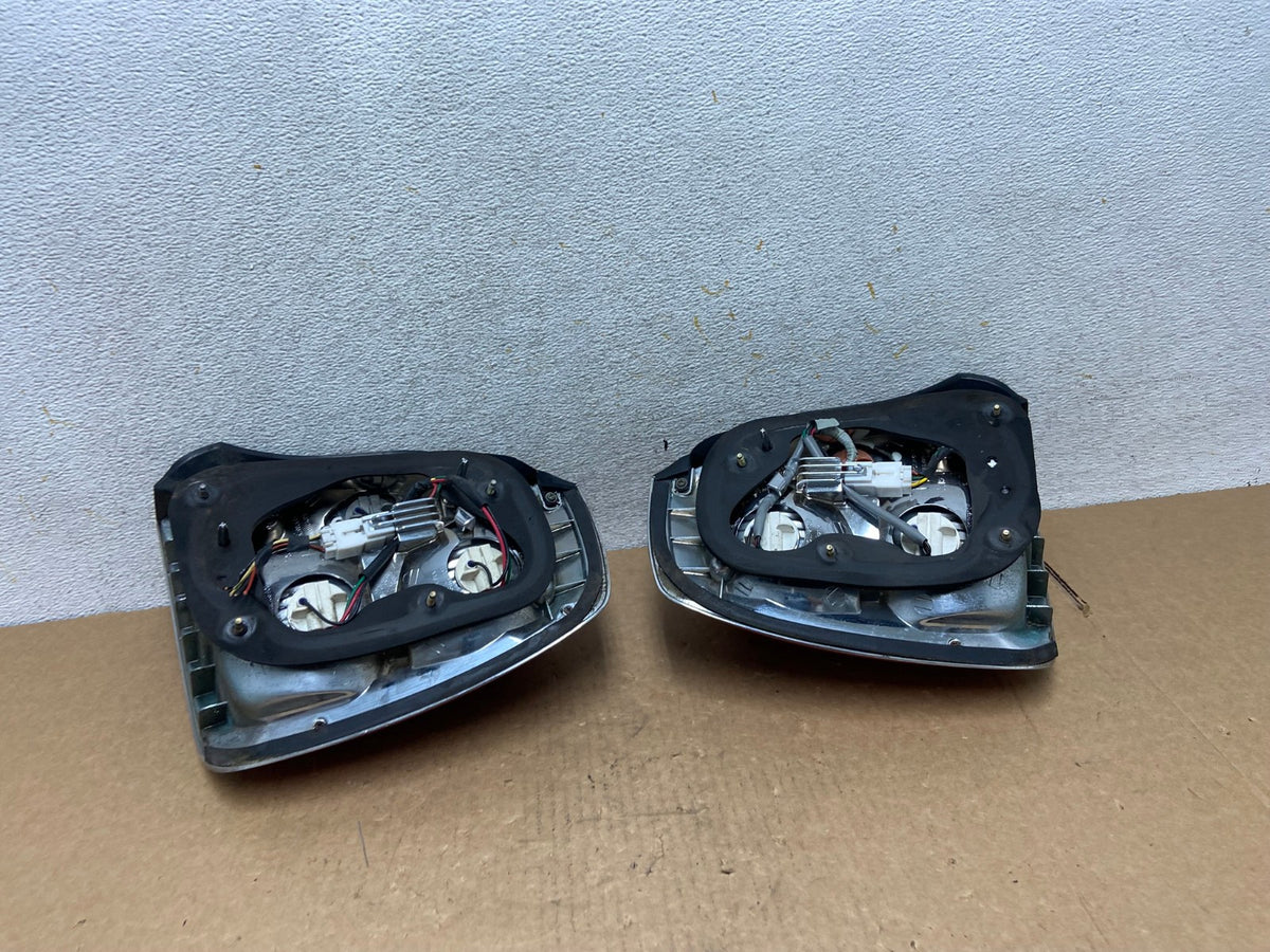 2004 2005 Hyundai XG350 XG Left+Right Tail Lights AI3362 LK5