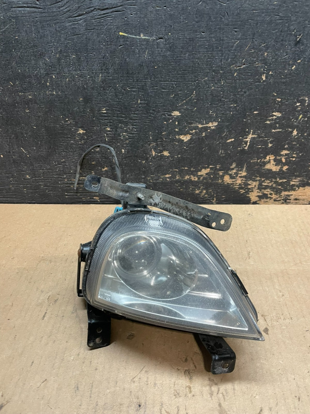 2007 to 2012 Hyundai Veracruz Front Left Side Fog Lamp 922013J000 AA23950