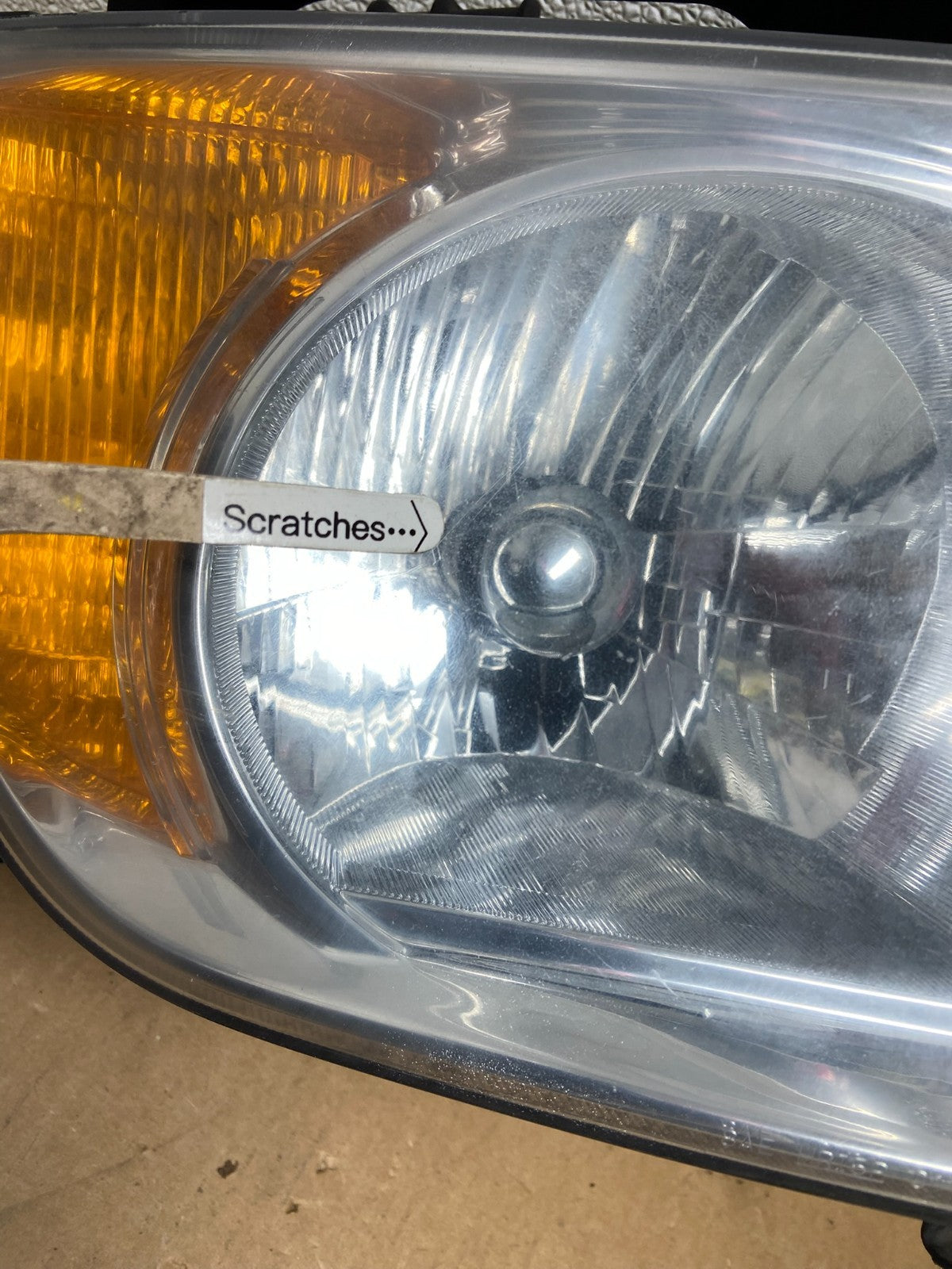 2003 to 2006 Honda Element Right Passenger Rh Side Headlight Oem Z6702 DW3