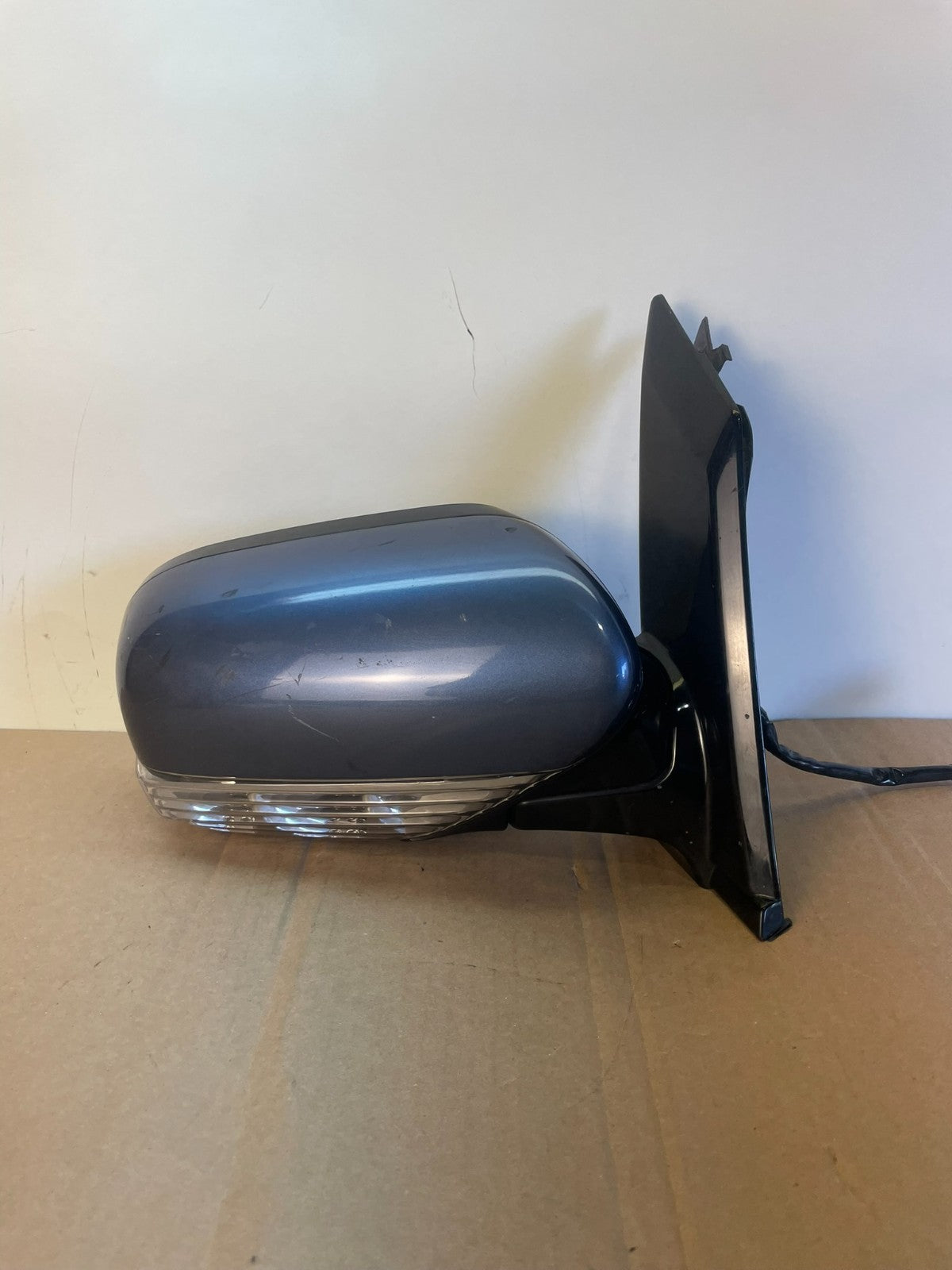 2006 to 2007 Subaru B9 Tribeca Right Passenger Door Turn Signal Mirror AG7808 DW0