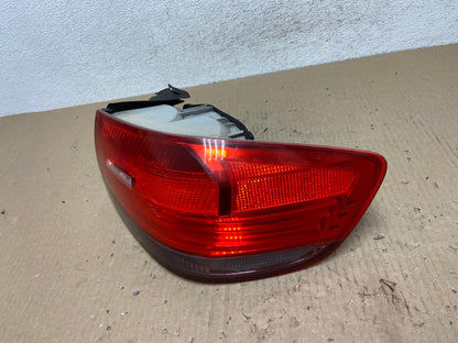 2007 to 2010 BMW M3 328i 335i Coupe Right Passenger RH Tail Light AE9833 LK1