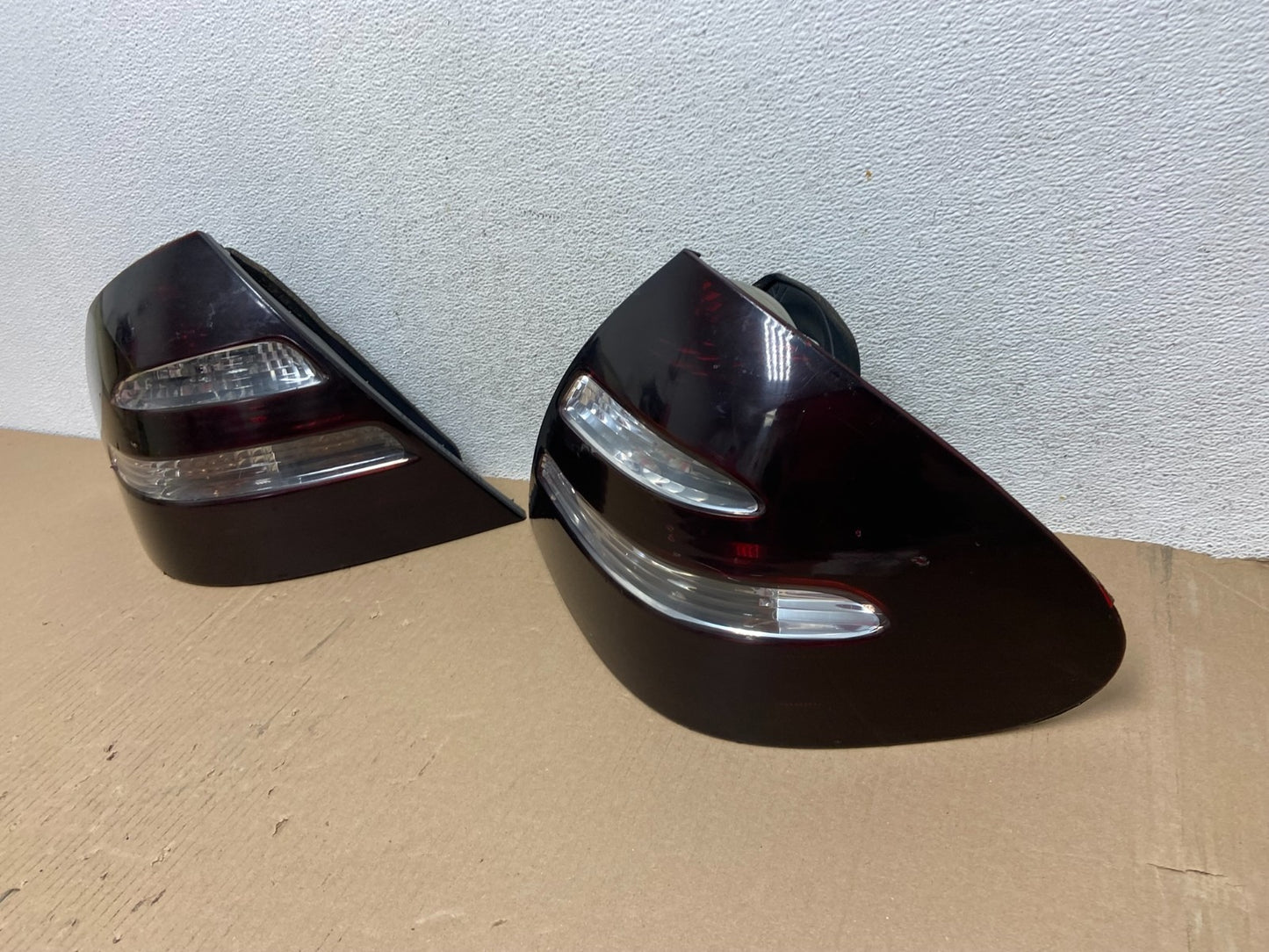 2003-2006 Mercedes E Class Sedan Left+Right Side Tail Lights AE7229 DW1
