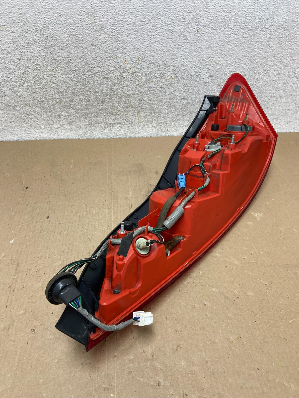 09-15 Infiniti G37 Q60 Convertible Left Driver LH Tail Light AH0775 DG7