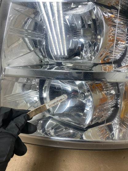 2007 to 2014 Chevrolet Silverado Left+Right Side Headlights AG4828 DW3
