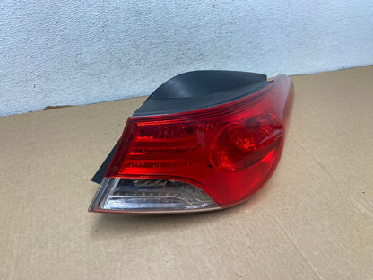 2011 2012 2013 Hyundai Elantra Sedan Right Passenger Tail Light AG1972 LK2
