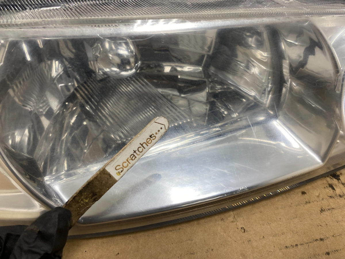 Sedan 2000 2001 Nissan Altima Headlights Left+Right Side AH8023 DW3