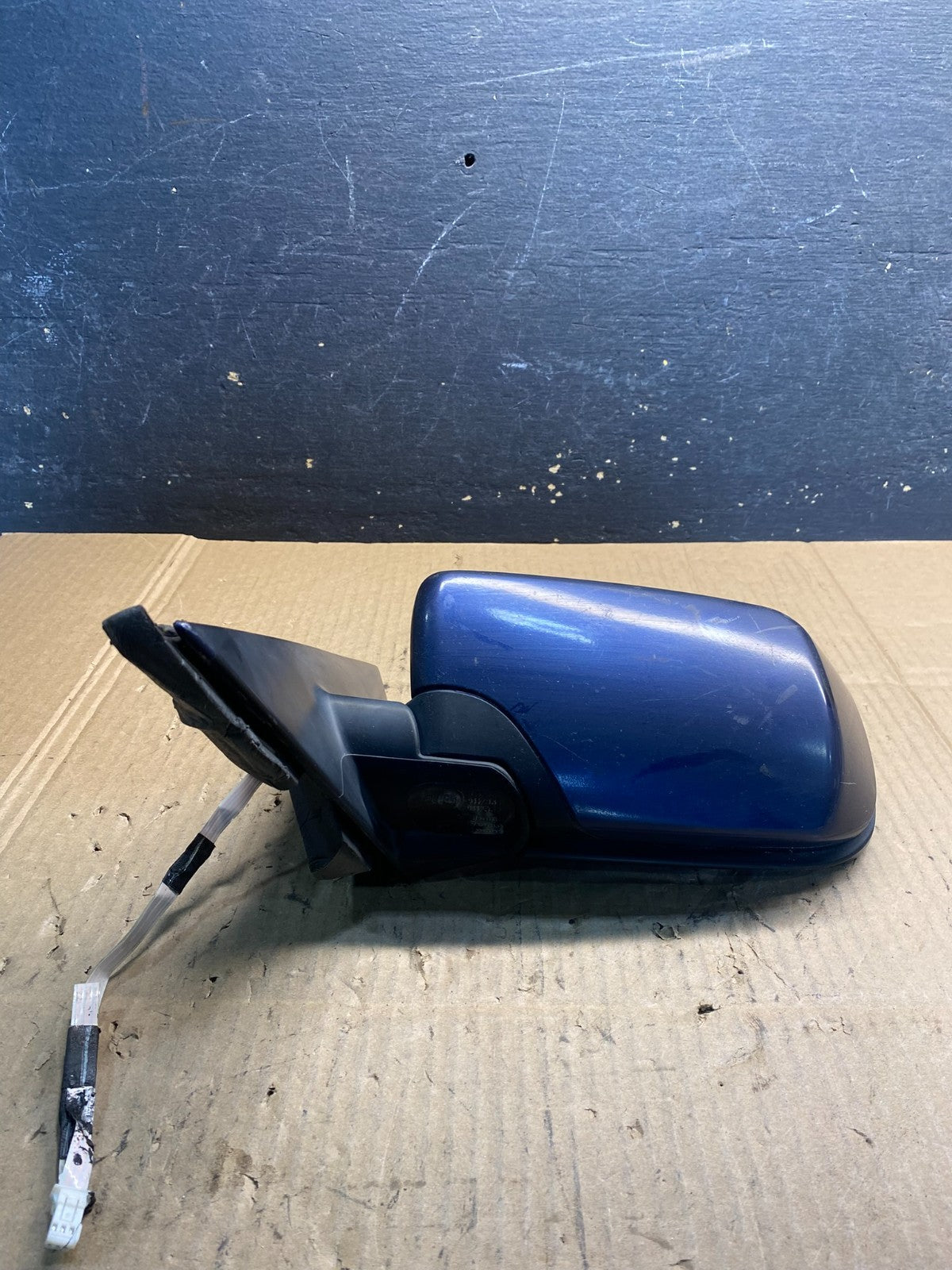 2001 to 2006 BMW 325i Left Driver LH Side View Door Mirror OEM ab0708 DG3