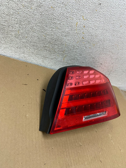 2011 2013 BMW 3 Coupe 328i 335i M3 E92 Right Passenger Tail Light AH2580 DW1