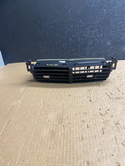 2011 to 2014 Ford Edge Center Dash Radio Panel Air Vent AF1516 DG0