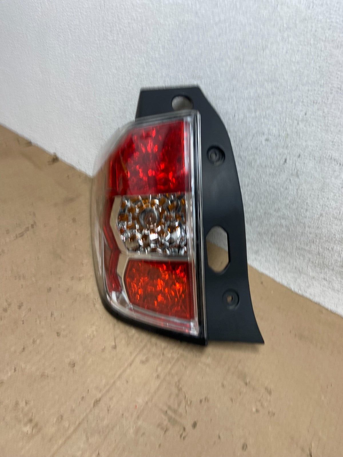 2009 - 2013 Subaru Forester Left Driver Lh Side Tail Light AE9296 DW1