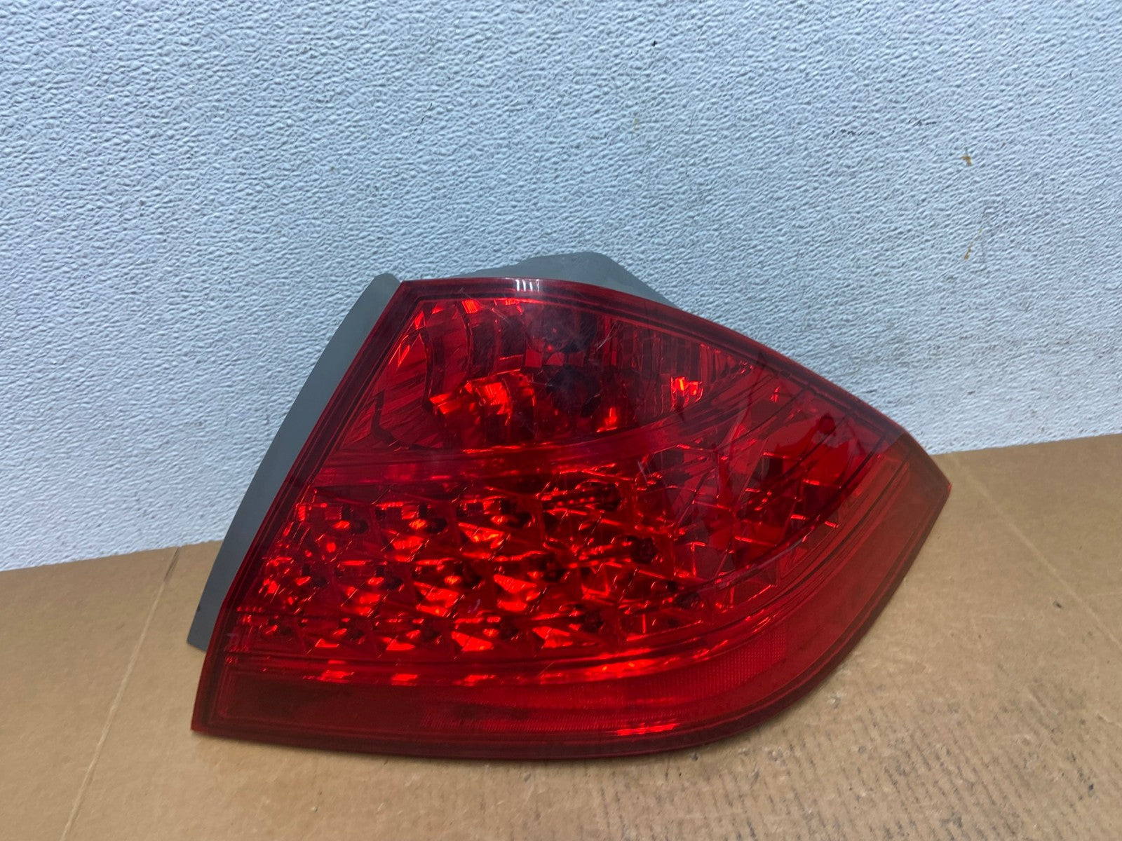 2006 - 2007 Honda Accord Right Passenger Side Tail light AE0508 LK0