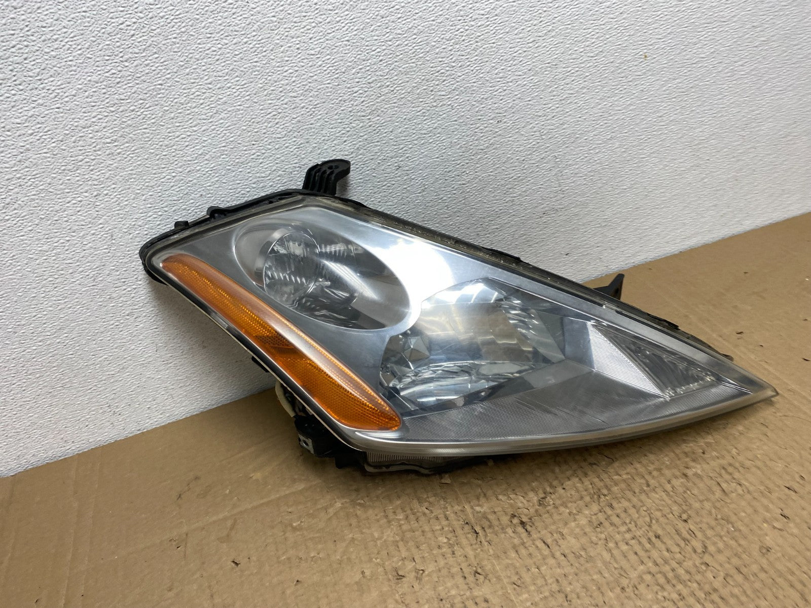 2003 to 2007 Nissan Murano Right Passenger RH Headlight Halogen AC4034 DW2