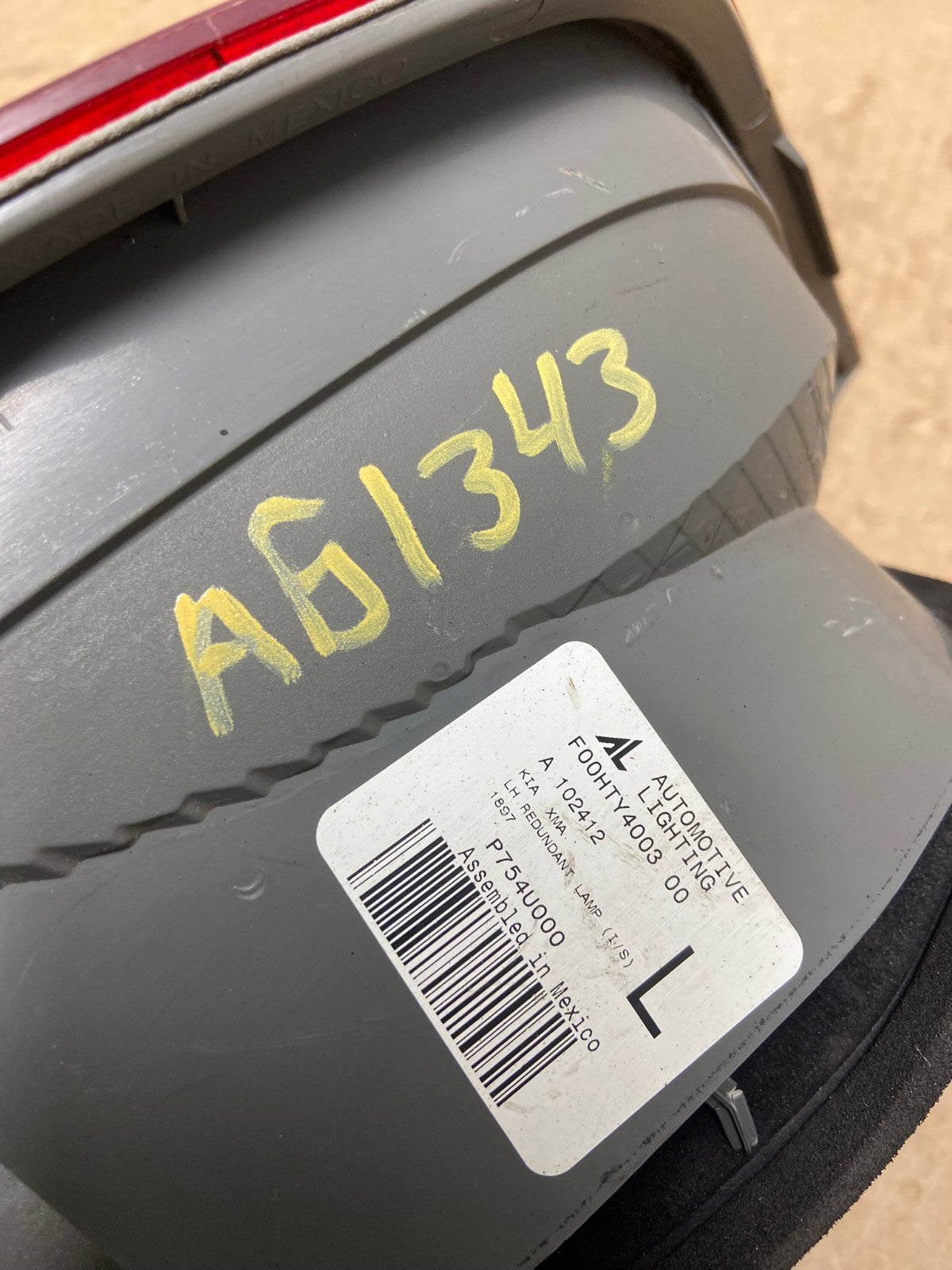 2011 2012 2013 Kia Sorento Left Driver Lh Inner Tail Light AG1343 LK9