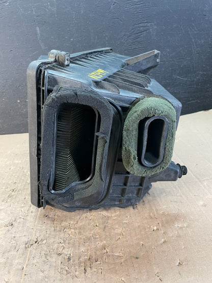 GM Air Cleaner Box Assembly 6061GXBG ad8275 DG1