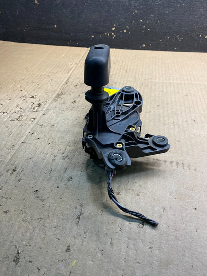 2011 to 2019 Ford Explorer Rear Windshield Wiper Motor ab0381 DG4