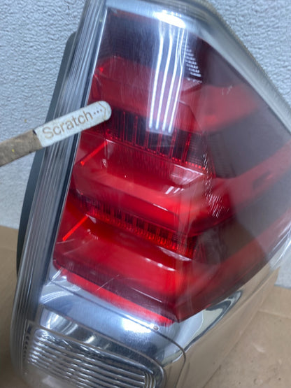 2015 to 2018 Toyota Prius V LED Right Passenger RH Tail Light Oem s0228 DG3