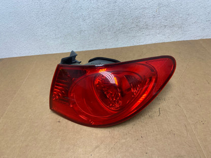 2007 to 2010 Hyundai Elantra Sedan Right Passenger Side Tail Light AE2958 LK0