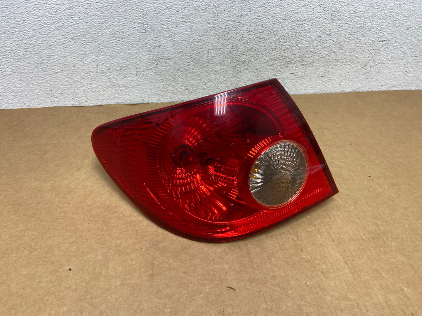 2005 to 2008 Toyota Corolla Left Driver Lh Side Tail Light AD4468 LK0