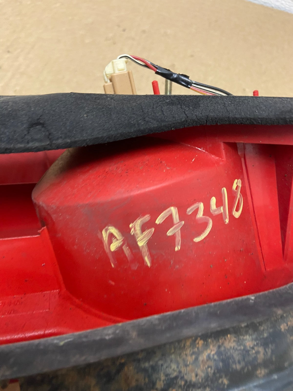 2002 to 2004 Acura Rsx Right Passenger RH Side Tail Light AF7348 DW8