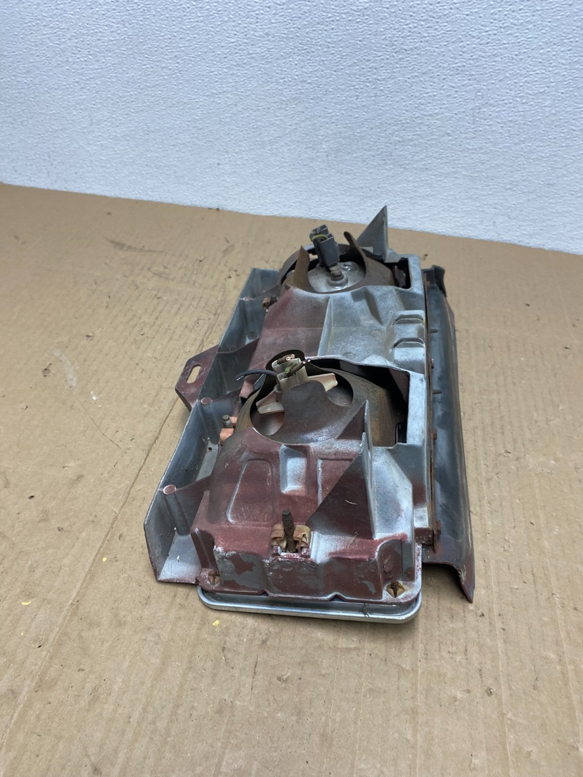 1975 to 1976 Cadillac Eldorado Driver Left Side Left Headlight AB82457